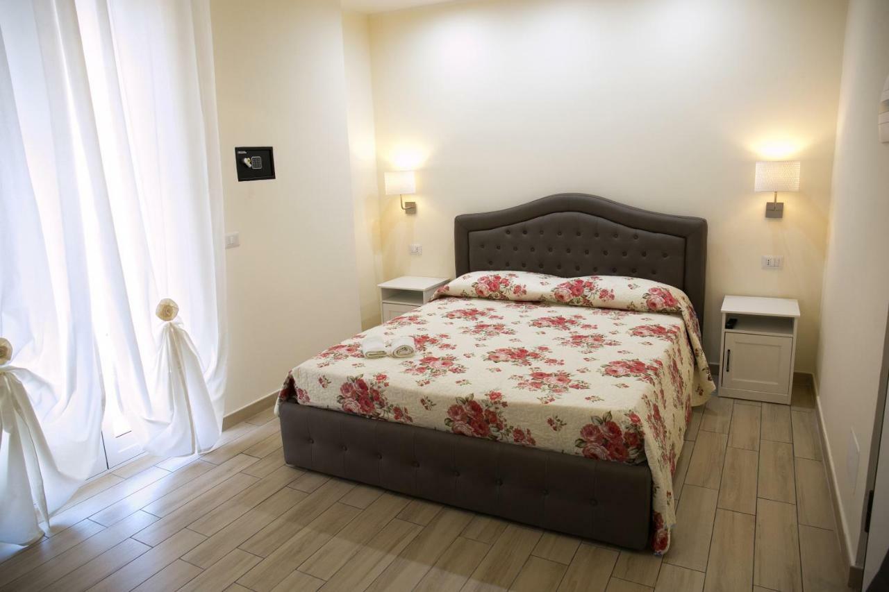 Ludovica Home Giardini Naxos Exteriér fotografie